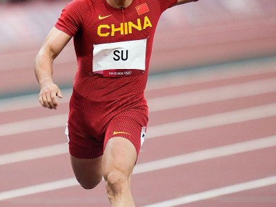 中国女排压哨绝杀苏炳添，全场沸腾！经典一战再现传奇-平博体育