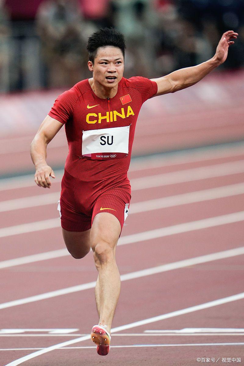 中国女排压哨绝杀苏炳添，全场沸腾！经典一战再现传奇